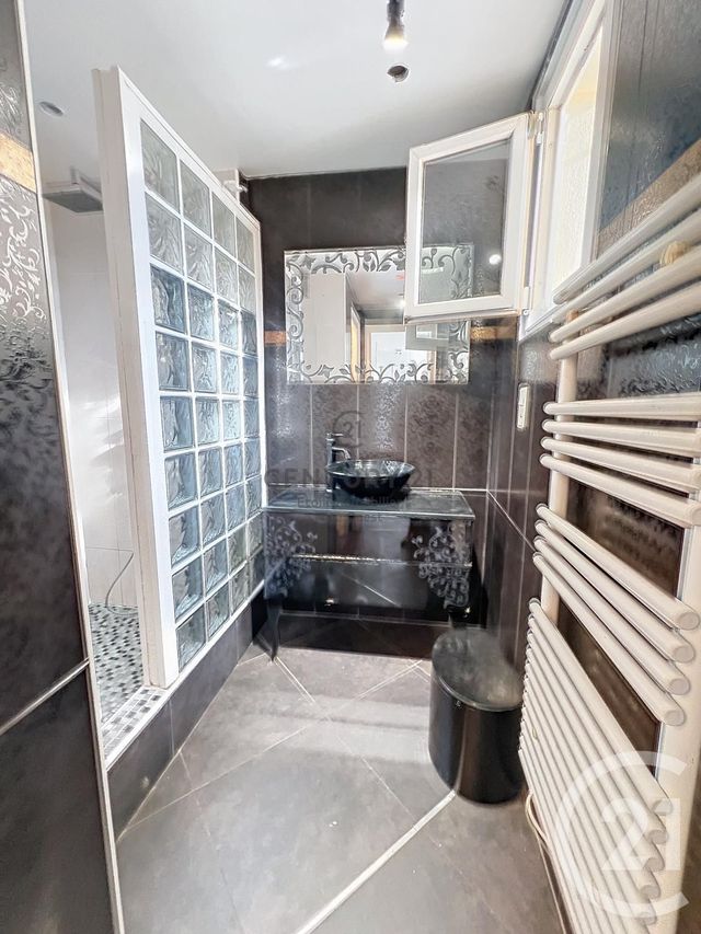 Appartement F2 &agrave; louer - 2 pi&egrave;ces - 44,22 m2 - Nice - 06 - PROVENCE-ALPES-COTE-D-AZUR