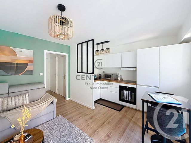 Appartement F1 &agrave; louer - 1 pi&egrave;ce - 27 m2 - Nice - 06 - PROVENCE-ALPES-COTE-D-AZUR
