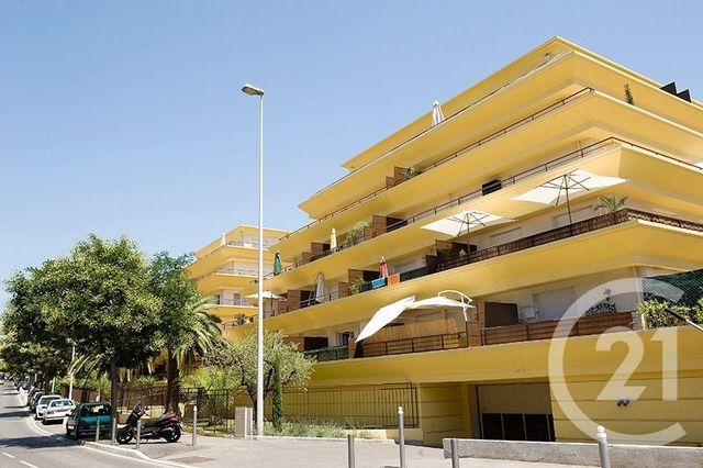 parking - NICE - 06