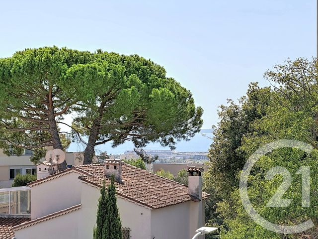 Appartement F2 &agrave; louer - 2 pi&egrave;ces - 25,06 m2 - Nice - 06 - PROVENCE-ALPES-COTE-D-AZUR