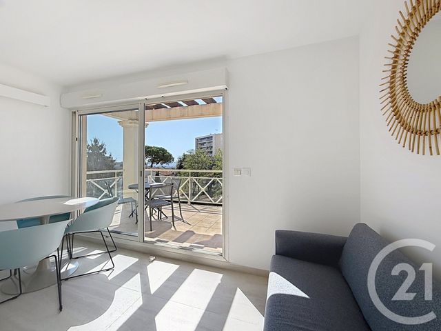 Appartement F2 &agrave; louer - 2 pi&egrave;ces - 25,06 m2 - Nice - 06 - PROVENCE-ALPES-COTE-D-AZUR
