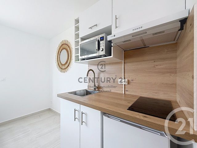 Appartement F2 &agrave; louer - 2 pi&egrave;ces - 25,06 m2 - Nice - 06 - PROVENCE-ALPES-COTE-D-AZUR