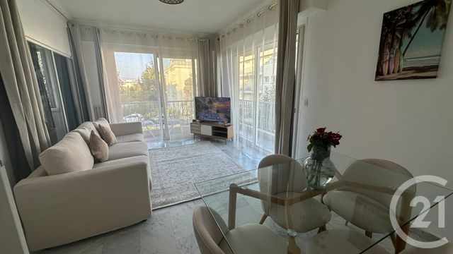 Appartement F3 &agrave; louer - 3 pi&egrave;ces - 69,05 m2 - Nice - 06 - PROVENCE-ALPES-COTE-D-AZUR