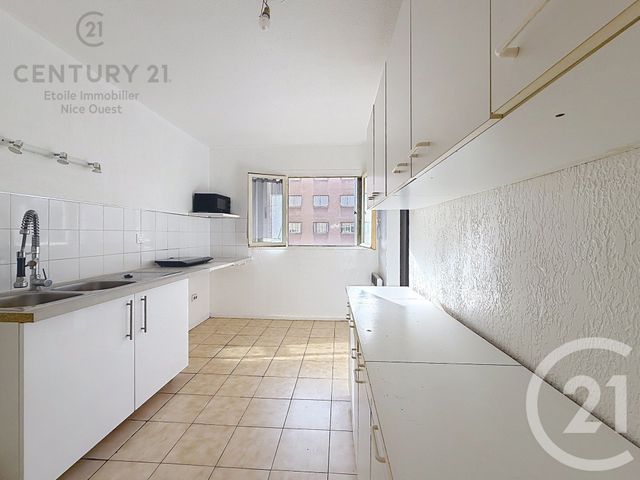 appartement - ST LAURENT DU VAR - 06