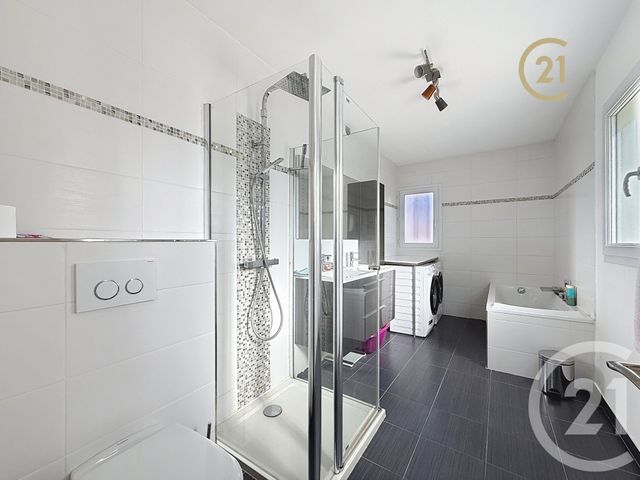 Maison &agrave; vendre - 4 pi&egrave;ces - 131,09 m2 - Antibes - 06 - PROVENCE-ALPES-COTE-D-AZUR