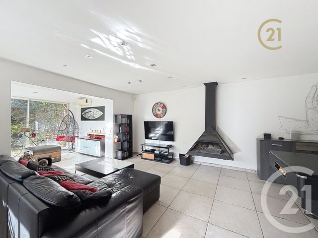 Maison &agrave; vendre - 4 pi&egrave;ces - 131,09 m2 - Antibes - 06 - PROVENCE-ALPES-COTE-D-AZUR