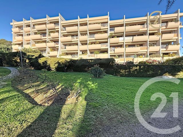 Appartement F3 à vendre - 3 pièces - 70,59 m2 - Antibes - 06 - PROVENCE-ALPES-COTE-D-AZUR