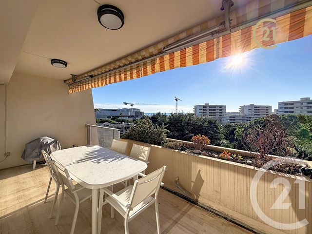 Appartement F3 à vendre - 3 pièces - 70,59 m2 - Antibes - 06 - PROVENCE-ALPES-COTE-D-AZUR