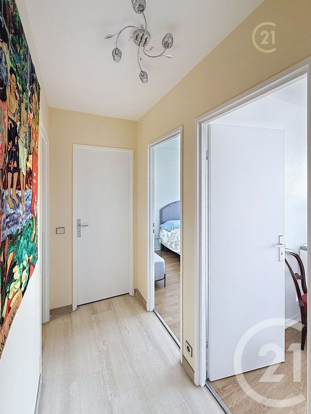 Appartement F3 à vendre - 3 pièces - 70,59 m2 - Antibes - 06 - PROVENCE-ALPES-COTE-D-AZUR