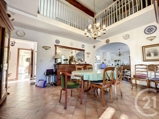 Maison &agrave; vendre - 6 pi&egrave;ces - 238,10 m2 - Grasse - 06 - PROVENCE-ALPES-COTE-D-AZUR