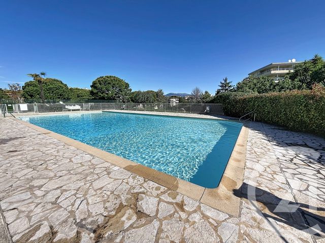 Appartement F4 &agrave; vendre - 4 pi&egrave;ces - 88,14 m2 - Antibes - 06 - PROVENCE-ALPES-COTE-D-AZUR