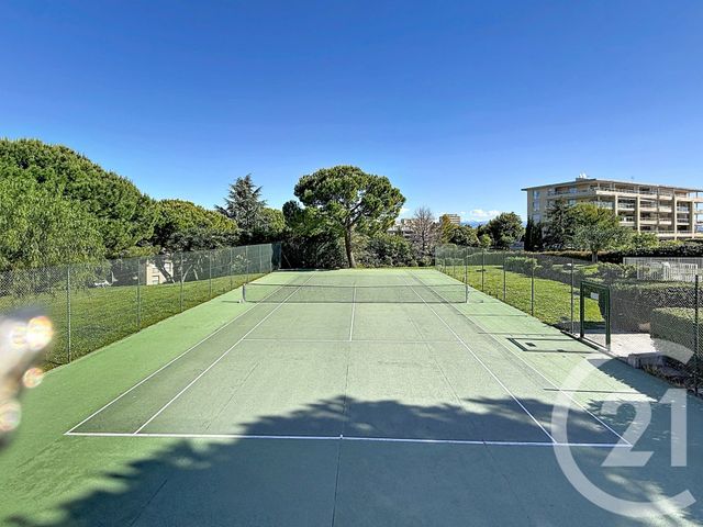 Appartement F4 &agrave; vendre - 4 pi&egrave;ces - 88,14 m2 - Antibes - 06 - PROVENCE-ALPES-COTE-D-AZUR