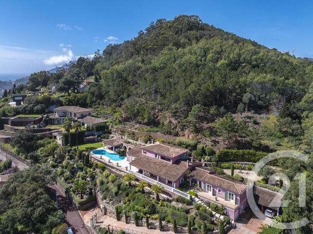 Maison à vendre - 12 pièces - 700 m2 - Theoule Sur Mer - 06 - PROVENCE-ALPES-COTE-D-AZUR