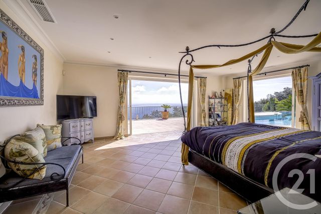Maison à vendre - 12 pièces - 700 m2 - Theoule Sur Mer - 06 - PROVENCE-ALPES-COTE-D-AZUR