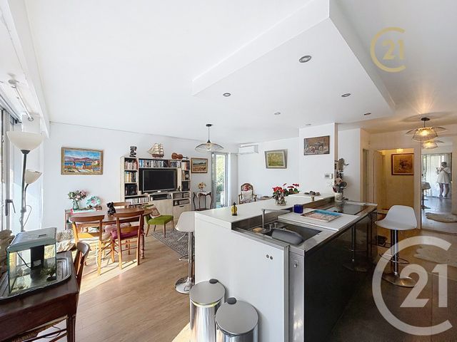 Appartement à vendre - 3 pièces - 78,36 m2 - Antibes - 06 - PROVENCE-ALPES-COTE-D-AZUR