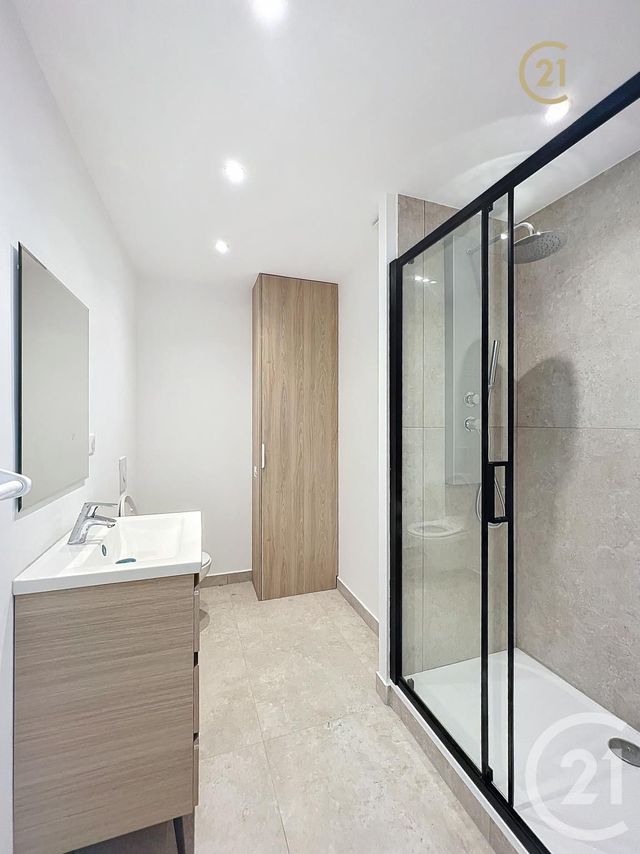 Appartement F2 à vendre - 2 pièces - 35,60 m2 - Antibes - 06 - PROVENCE-ALPES-COTE-D-AZUR