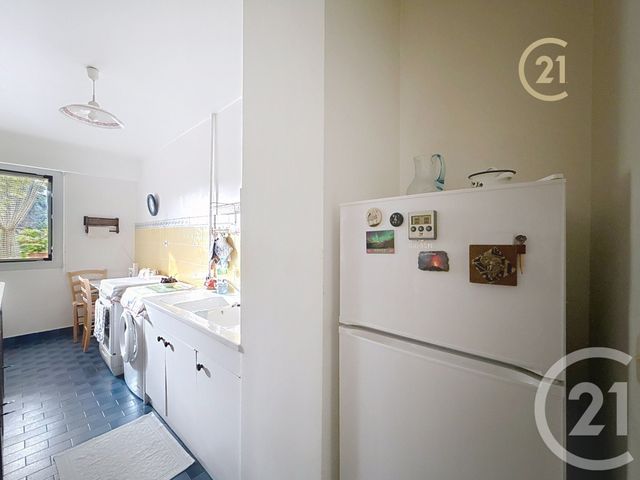 Appartement F2 à vendre - 2 pièces - 48,40 m2 - Antibes - 06 - PROVENCE-ALPES-COTE-D-AZUR