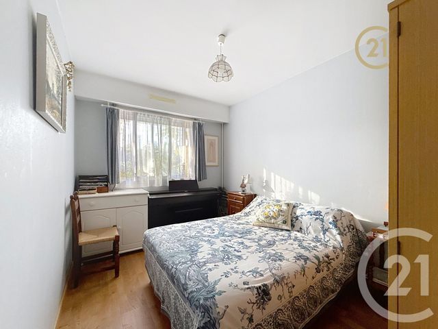 Appartement F2 à vendre - 2 pièces - 48,40 m2 - Antibes - 06 - PROVENCE-ALPES-COTE-D-AZUR