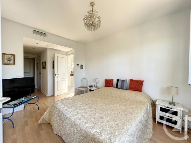 Maison à vendre - 6 pièces - 271 m2 - Biot - 06 - PROVENCE-ALPES-COTE-D-AZUR