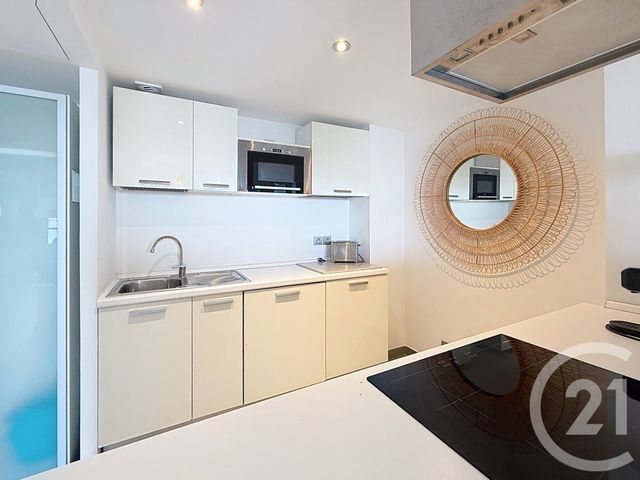 Appartement F2 à vendre - 2 pièces - 51,10 m2 - Antibes - 06 - PROVENCE-ALPES-COTE-D-AZUR