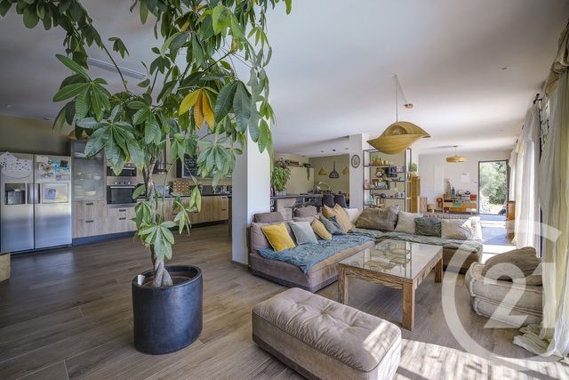 Maison à vendre - 4 pièces - 220 m2 - Antibes - 06 - PROVENCE-ALPES-COTE-D-AZUR