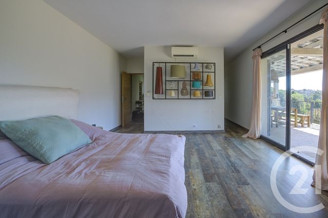 Maison à vendre - 4 pièces - 220 m2 - Antibes - 06 - PROVENCE-ALPES-COTE-D-AZUR