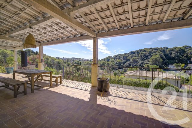 Maison à vendre - 4 pièces - 220 m2 - Antibes - 06 - PROVENCE-ALPES-COTE-D-AZUR