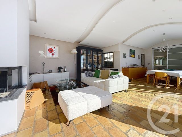 Maison à vendre - 7 pièces - 230 m2 - Vallauris - 06 - PROVENCE-ALPES-COTE-D-AZUR