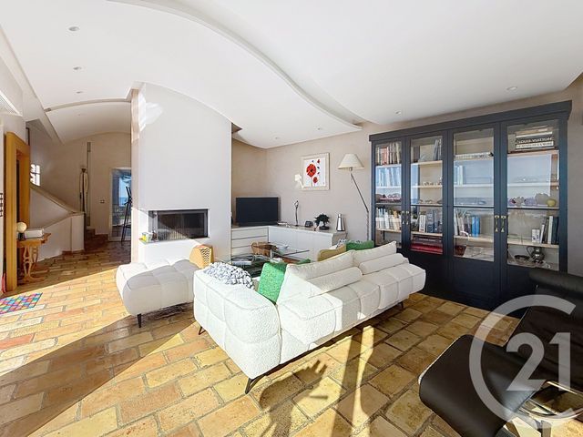 Maison à vendre - 7 pièces - 230 m2 - Vallauris - 06 - PROVENCE-ALPES-COTE-D-AZUR