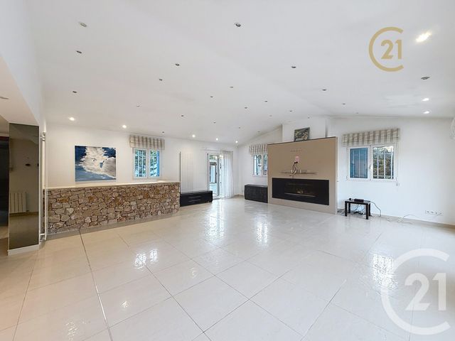 Maison à vendre - 6 pièces - 201,97 m2 - Antibes - 06 - PROVENCE-ALPES-COTE-D-AZUR