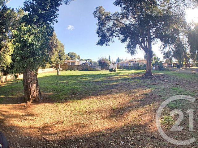 Maison à vendre - 6 pièces - 201,97 m2 - Antibes - 06 - PROVENCE-ALPES-COTE-D-AZUR