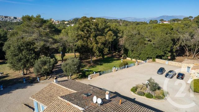 Maison à vendre - 6 pièces - 201,97 m2 - Antibes - 06 - PROVENCE-ALPES-COTE-D-AZUR