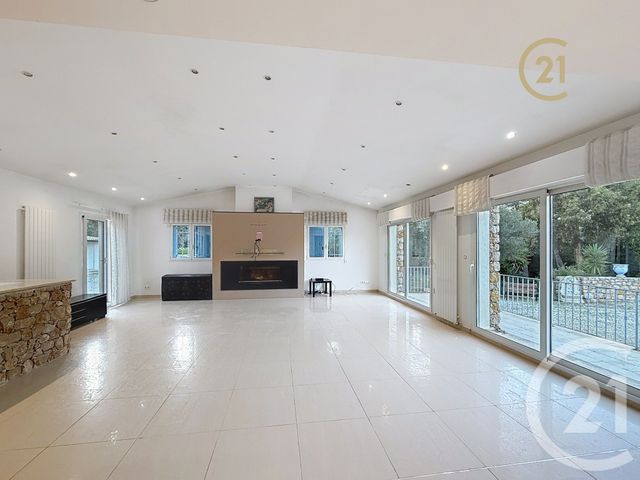 Maison à vendre - 6 pièces - 201,97 m2 - Antibes - 06 - PROVENCE-ALPES-COTE-D-AZUR