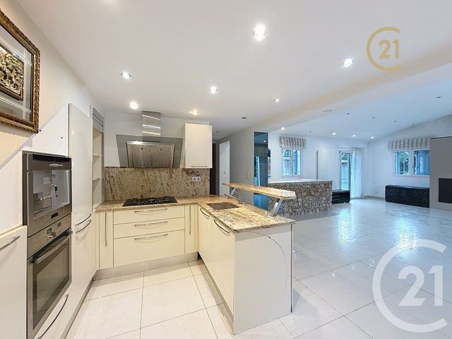 Maison à vendre - 6 pièces - 201,97 m2 - Antibes - 06 - PROVENCE-ALPES-COTE-D-AZUR