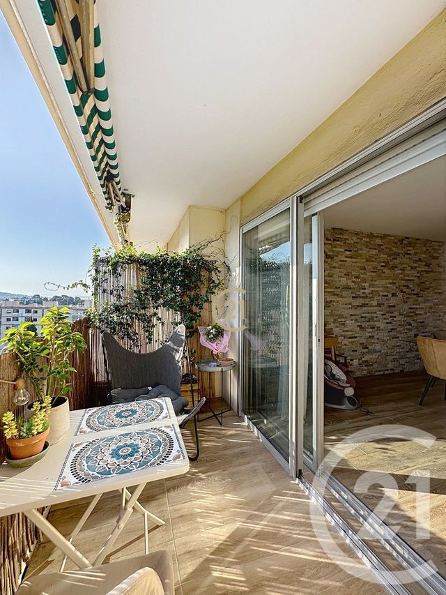 Appartement F3 à vendre - 3 pièces - 70 m2 - Le Cannet - 06 - PROVENCE-ALPES-COTE-D-AZUR