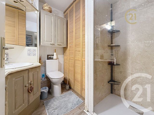 Appartement F3 à vendre - 3 pièces - 53,71 m2 - Antibes - 06 - PROVENCE-ALPES-COTE-D-AZUR