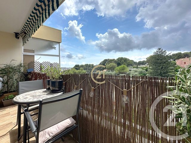 Appartement F2 à vendre - 2 pièces - 70 m2 - Le Cannet - 06 - PROVENCE-ALPES-COTE-D-AZUR