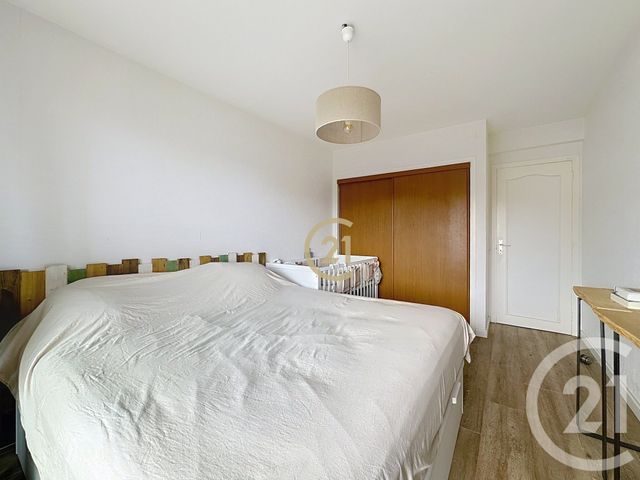 Appartement F2 à vendre - 2 pièces - 70 m2 - Le Cannet - 06 - PROVENCE-ALPES-COTE-D-AZUR