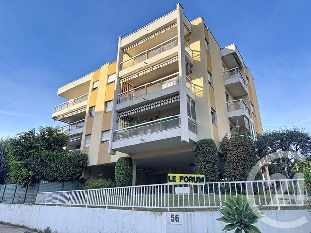 Appartement F2 à vendre - 2 pièces - 47,19 m2 - Antibes - 06 - PROVENCE-ALPES-COTE-D-AZUR