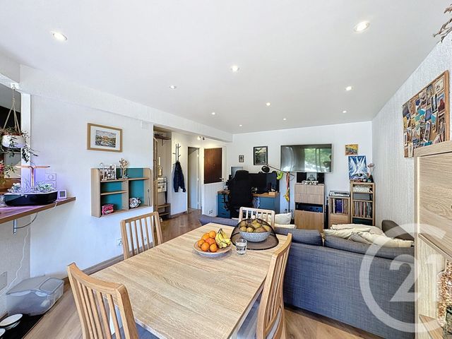 Appartement F2 à vendre - 2 pièces - 47,19 m2 - Antibes - 06 - PROVENCE-ALPES-COTE-D-AZUR