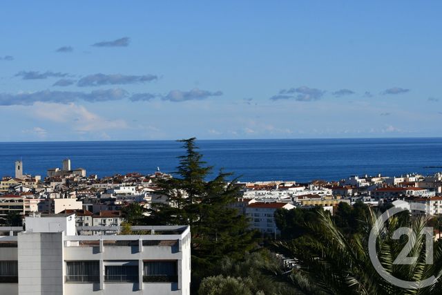 Appartement F2 à vendre - 2 pièces - 55,49 m2 - Antibes - 06 - PROVENCE-ALPES-COTE-D-AZUR