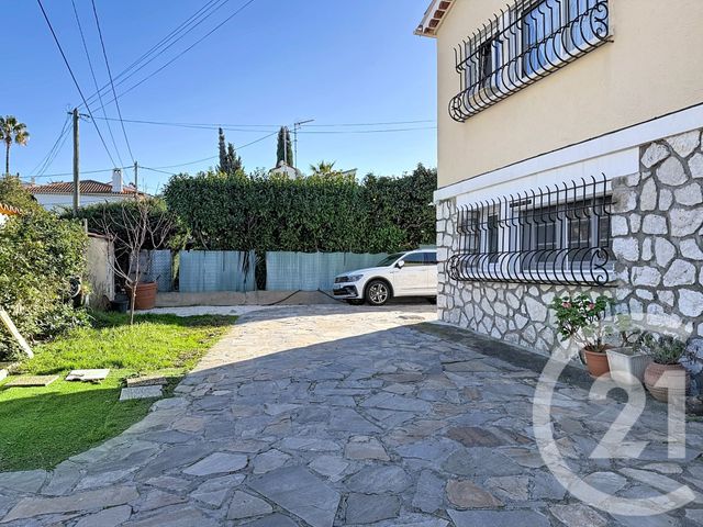 Appartement F3 &agrave; vendre - 4 pi&egrave;ces - 99,71 m2 - Juan Les Pins - 06 - PROVENCE-ALPES-COTE-D-AZUR