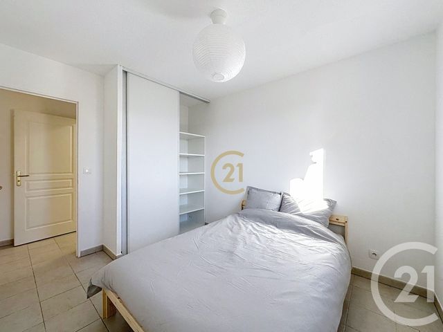 Appartement &agrave; louer - 2 pi&egrave;ces - 49 m2 - Antibes - 06 - PROVENCE-ALPES-COTE-D-AZUR