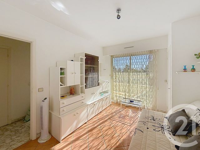 Appartement F3 &agrave; vendre - 4 pi&egrave;ces - 86 m2 - Antibes - 06 - PROVENCE-ALPES-COTE-D-AZUR