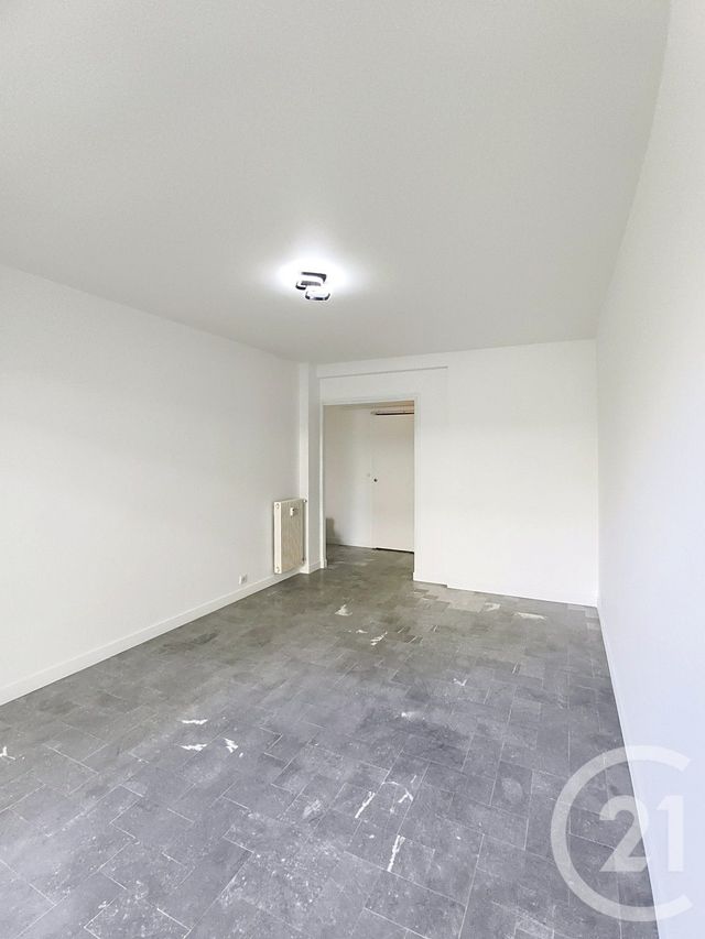 Appartement F2 &agrave; vendre - 2 pi&egrave;ces - 42,64 m2 - Antibes - 06 - PROVENCE-ALPES-COTE-D-AZUR