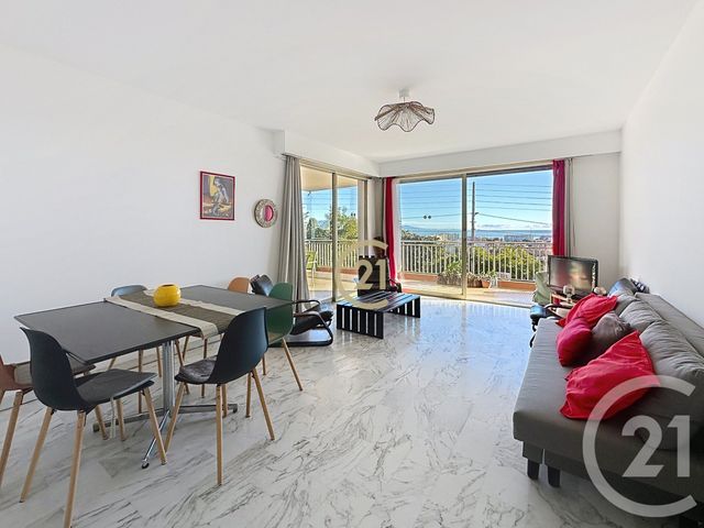 Appartement F3 &agrave; louer - 3 pi&egrave;ces - 92,54 m2 - Antibes - 06 - PROVENCE-ALPES-COTE-D-AZUR