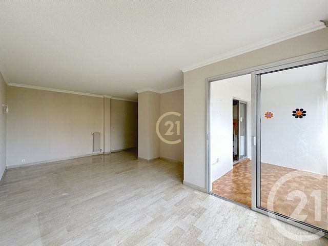 Appartement F2 &agrave; louer - 2 pi&egrave;ces - 53,82 m2 - Antibes - 06 - PROVENCE-ALPES-COTE-D-AZUR