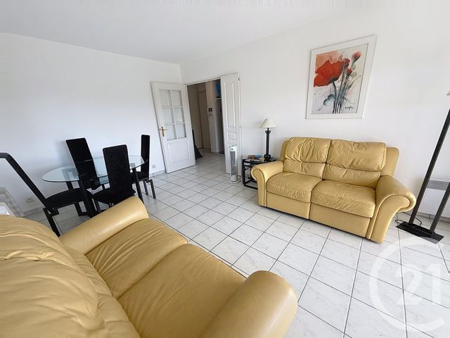 Appartement F3 &agrave; vendre - 3 pi&egrave;ces - 57,07 m2 - Antibes - 06 - PROVENCE-ALPES-COTE-D-AZUR
