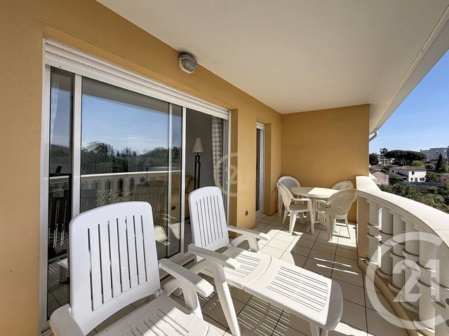 Appartement F3 &agrave; vendre - 3 pi&egrave;ces - 57,07 m2 - Antibes - 06 - PROVENCE-ALPES-COTE-D-AZUR