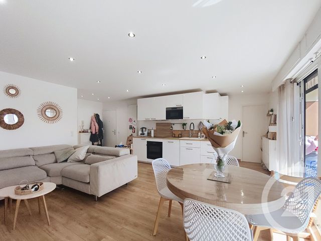 Appartement F3 &agrave; vendre - 3 pi&egrave;ces - 68,75 m2 - Antibes - 06 - PROVENCE-ALPES-COTE-D-AZUR